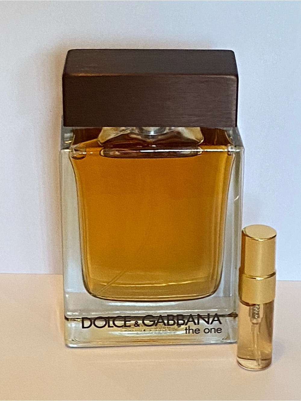 3ml decant from Dolce &Gabbana the one EDT